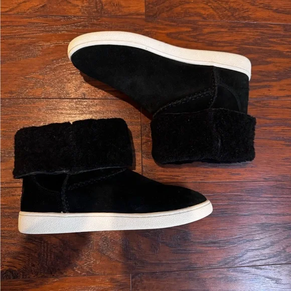 {UGG} Alameda Cuffable "Black" ankle boots - Picture 2 of 10